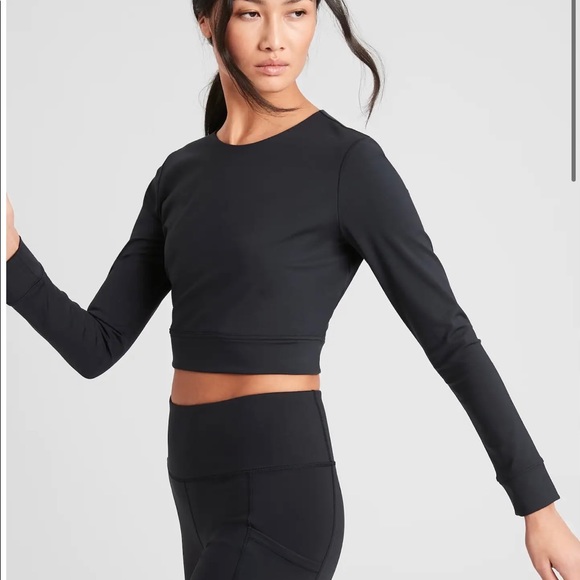 Banana Republic Tops - Banana Republic cropped top